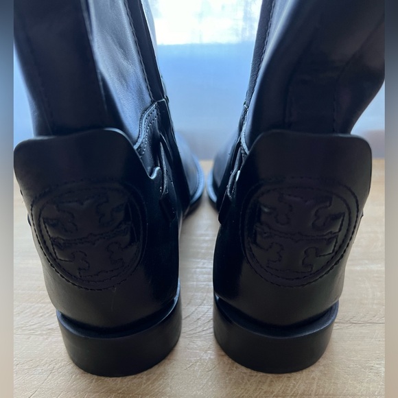 New Tory Burch Colton Riding Boots Galleon
Leather Black Women’s Size 6 - Picture 4 of 8